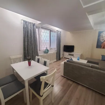 בוקרשט Morii Lake Special Apartment מראה חיצוני תמונה